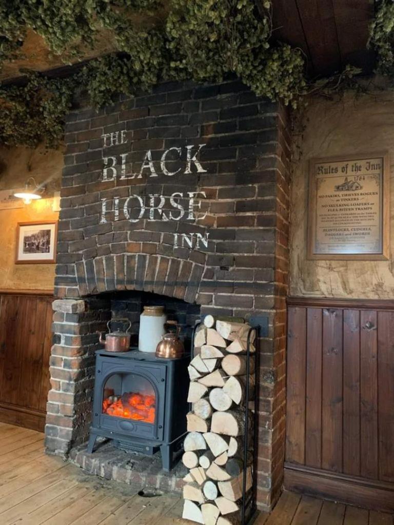 The Black Horse Inn Μέιντστοουν Εξωτερικό φωτογραφία