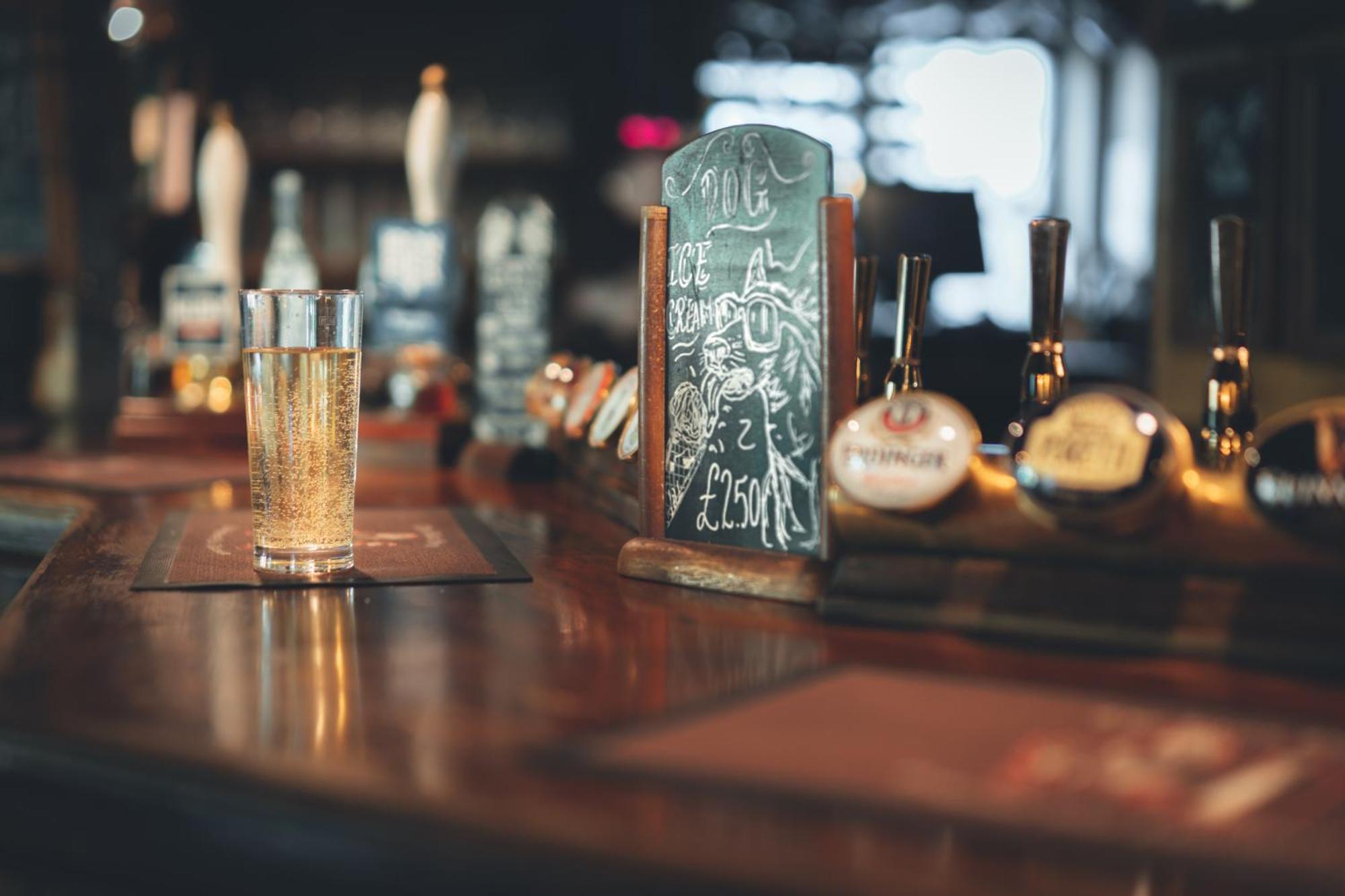 The Black Horse Inn Μέιντστοουν Εξωτερικό φωτογραφία